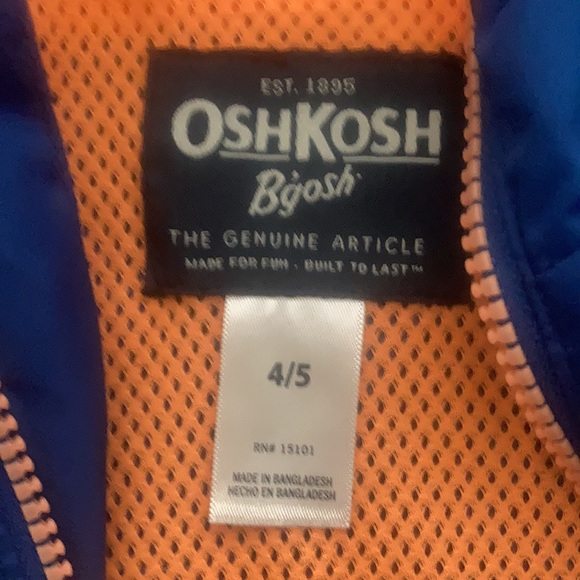 Oshkosh windbreaker new with tags. Size 4/5T - Picture 3 of 6